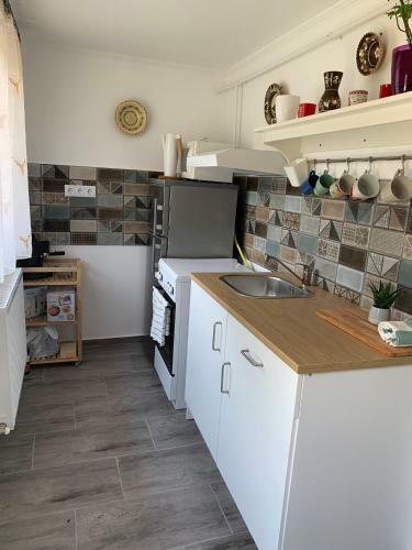 D�lia Apartman Gy�mr?