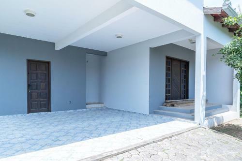Casa Perto Da Praia Do Cascalho E Do Beto Carrero