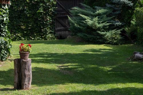 Hostal Nyugalom Apartman Hercegk�t