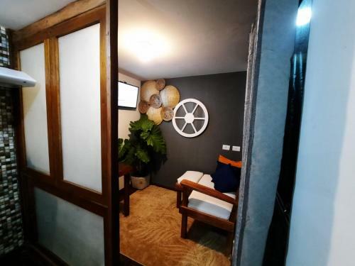 Casa Container Vermelha, Pr�ximo A Trindade!