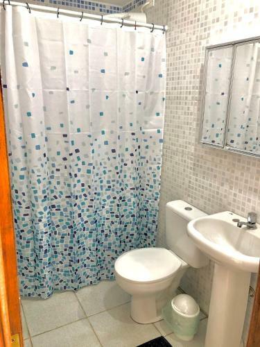 Casa Com �tima Localiza��o