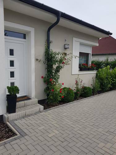 Margareta Home