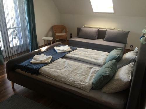Bab�rsom Apartman