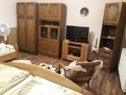 Hostal City Camping& Apartman &bungalow