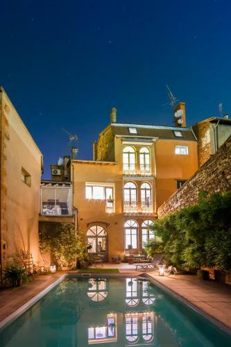 Bed & Breakfast Chambres D'h�tes Aux Deux Buis