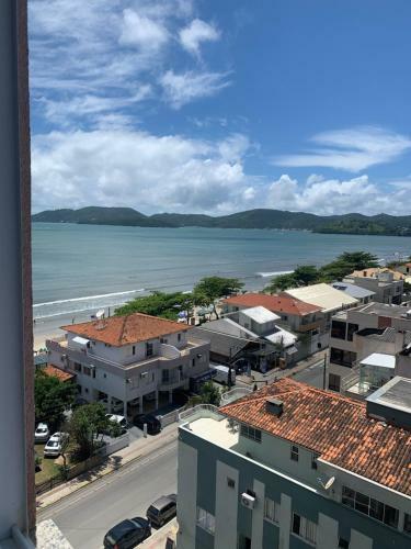 Apartamento Apto Frente Para O Mar, 701