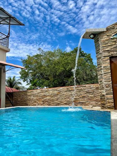 Hotel Pousada Nossas Ra�zes