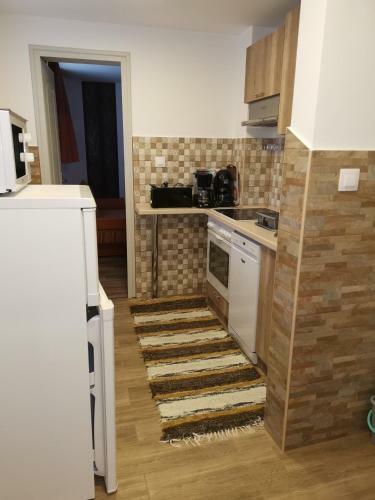 Lili Apartman