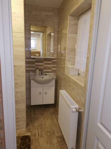 Lili Apartman