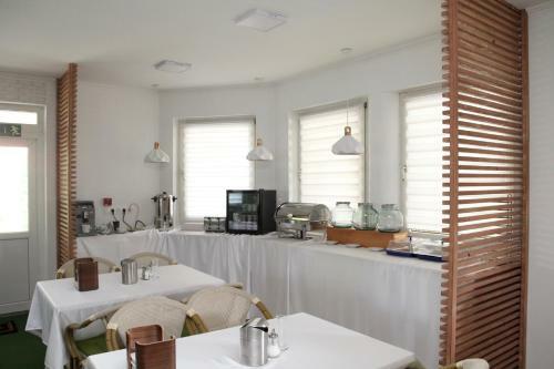Bed & Breakfast Road House Holiday Resort