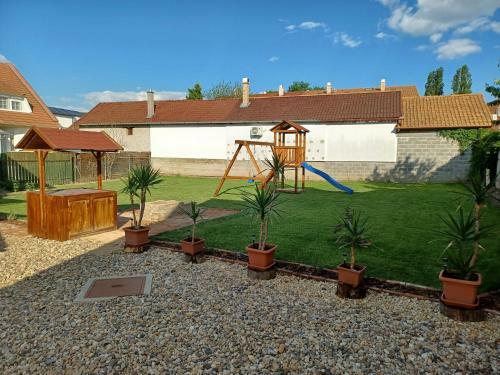 Junior Apartman