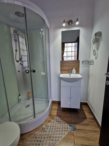 Hostal Ambient Deluxe Apartman