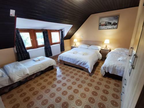 Hostal Ambient Deluxe Apartman