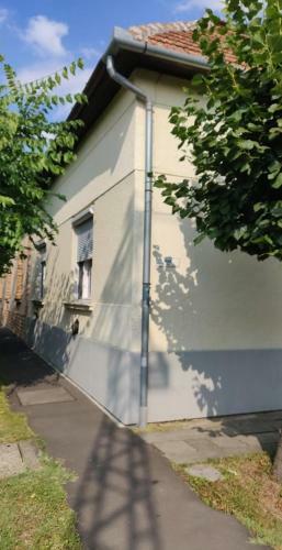 Hostal Hold-on Apartman