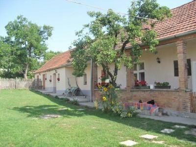 Hostal Bari Tanya