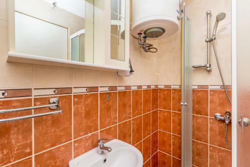 Apartments Antun