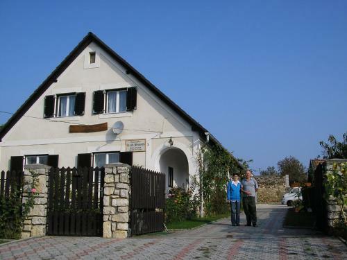 Hostal B�n�porta