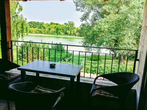 V�zparti Apartmanh�z