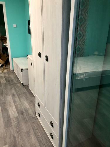 �va Apartman, Helikon-liget