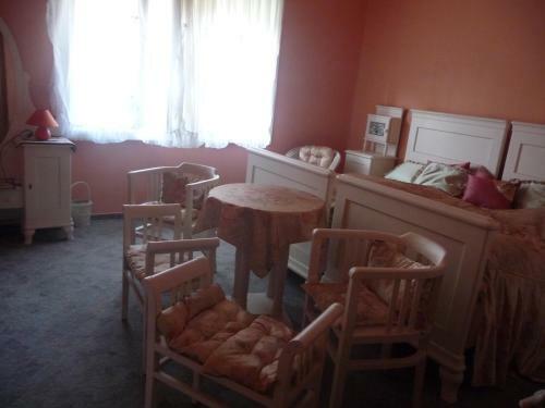 M�rta Vend�gh�z