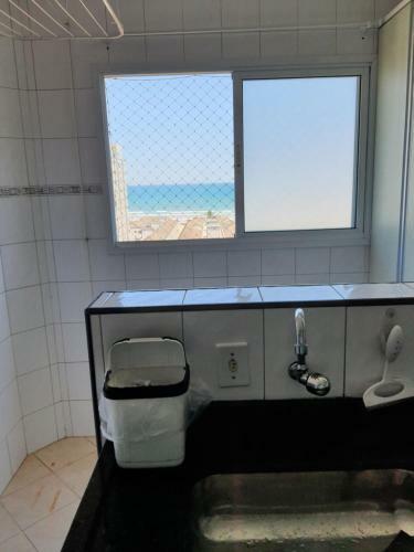 Lindo Apartamento Guilhermina Vista Para O Mar E Internet