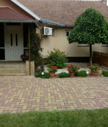 H�rsfa Apartman