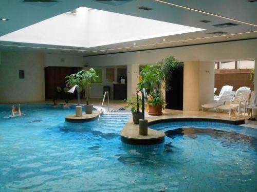 Pallace Wellness Apartment