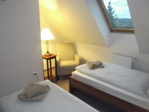 R�zsa Apartman