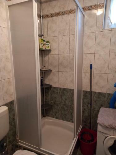 Apartamento T� Var�zs