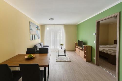 Oliver Apartman