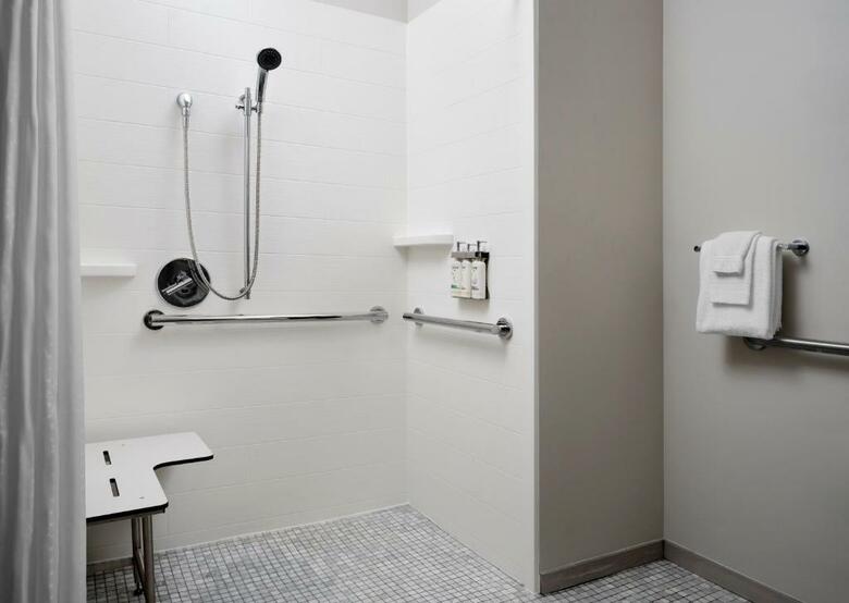 Hotel Holiday Inn Express Peru-lasalle Area