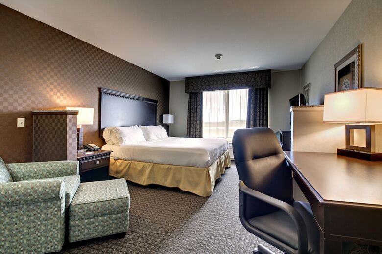 Hotel Holiday Inn Express Peru-lasalle Area