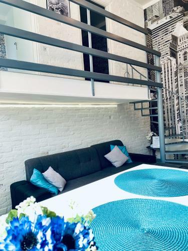 Cornflower Apartment