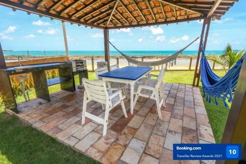Casa A Beira Mar Com 4 Suites E Muito Conforto