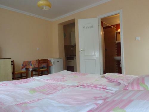 Irisz Apartman Hajd�szoboszl�