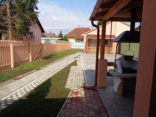 Irisz Apartman Hajd�szoboszl�