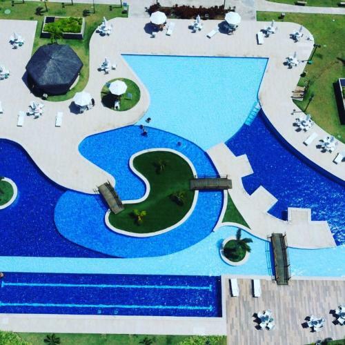 Apartamento Muro Alto Condom�nio Clube