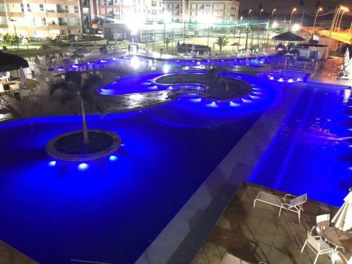 Apartamento Muro Alto Condom�nio Clube