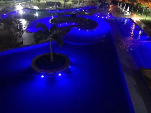 Apartamento Muro Alto Condom�nio Clube
