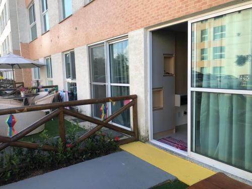 Apartamento Muro Alto Condom�nio Clube