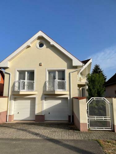 Apartamento �lomh�z