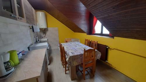 Hostal Centrum Apartman