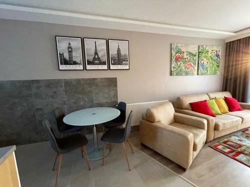 Lara Lux Apartment