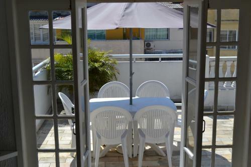 Roxy Apartments