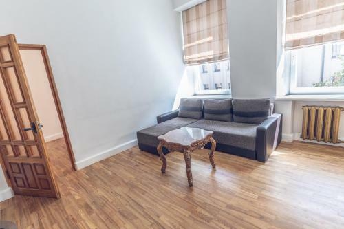 Apartamento Modern 2-room Flat In The City Center