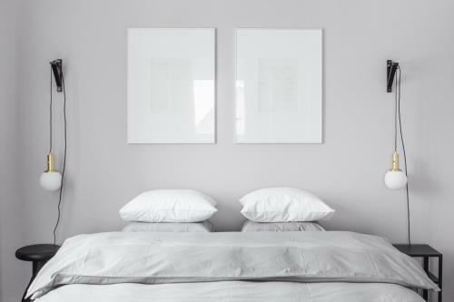 Minimalist. Apartment & Studio