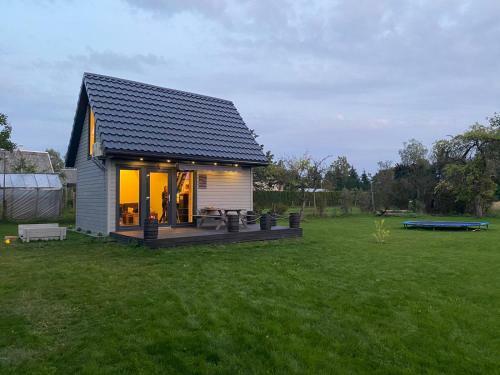 Skrundas Nami??