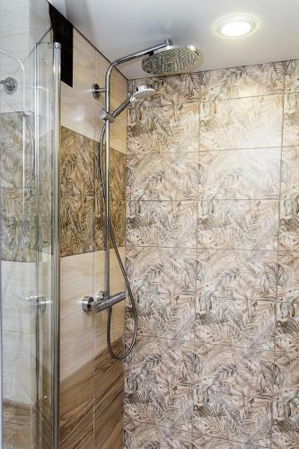 New Bright Stylish Apartment Near Riga