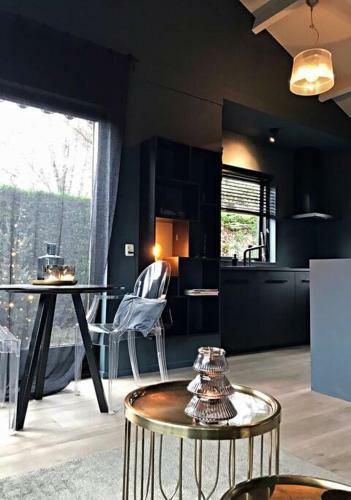 Urban Chic Holiday Home