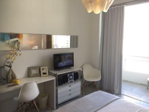 Apartamento Copacabana: Lounge Lindo, Confort�vel E Com Vista Do Mar